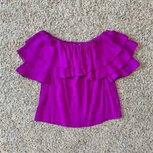 Lilly Pulitzer Women’s Haylee Off-Shoulder Magenta Ruffle Top. Size S. Like-New!